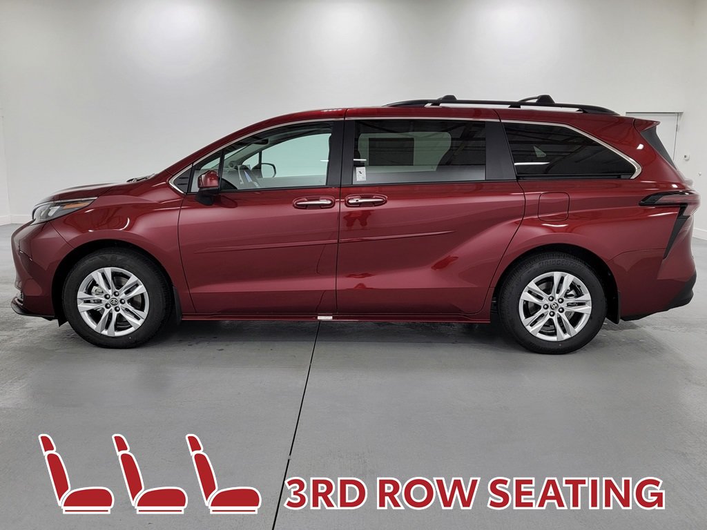New 2026 Toyota Sienna XLE AWD/4WD image 5