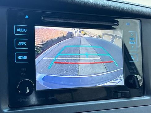 Used 2016 Toyota Sienna SE w/ SE Preferred Package image 23