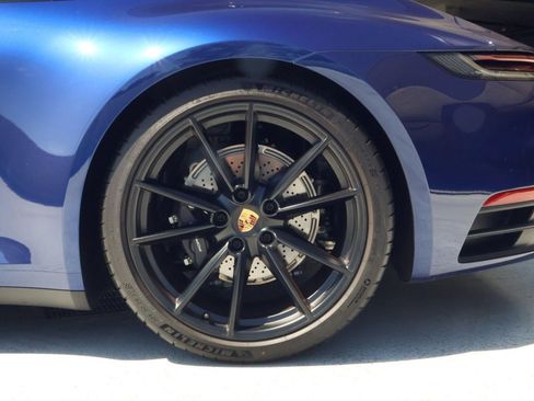 Certified 2024 Porsche 911 Carrera T RWD image 22