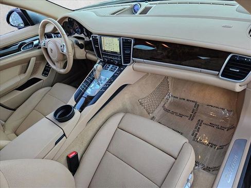 Used 2016 Porsche Panamera Edition image 20