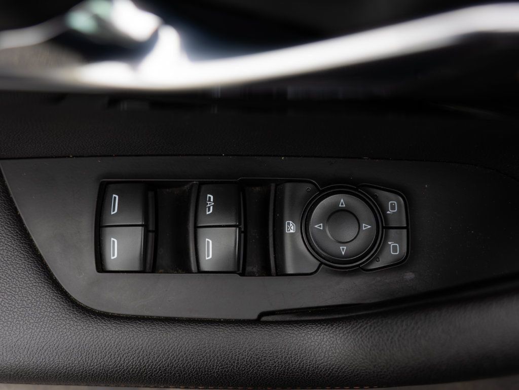 Used 2020 Chevrolet Blazer Premier w/ Driver Confidence II Package FWD image 30