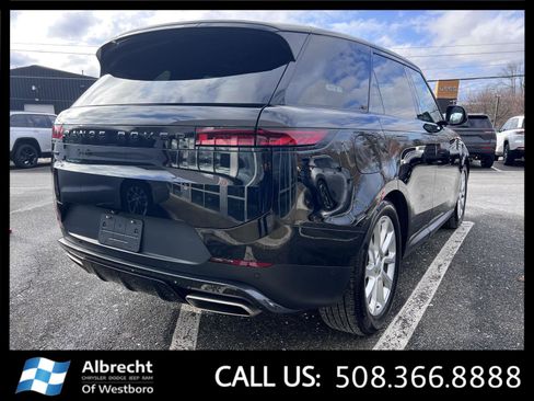 Used 2025 Land Rover Range Rover Sport SE image 5