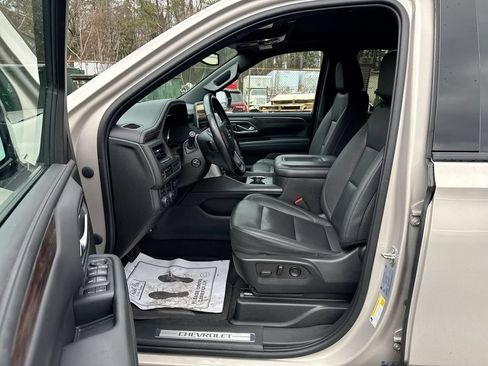 Used 2023 Chevrolet Tahoe Z71 w/ Off-Road Capability Package AWD/4WD image 13