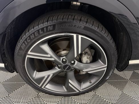 Used 2025 Genesis GV80 3.5T Prestige AWD/4WD image 12