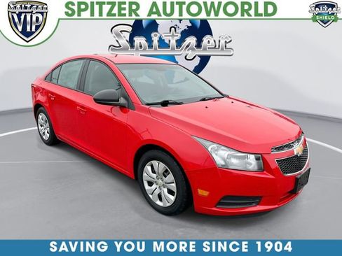 Used 2014 Chevrolet Cruze LS image 1