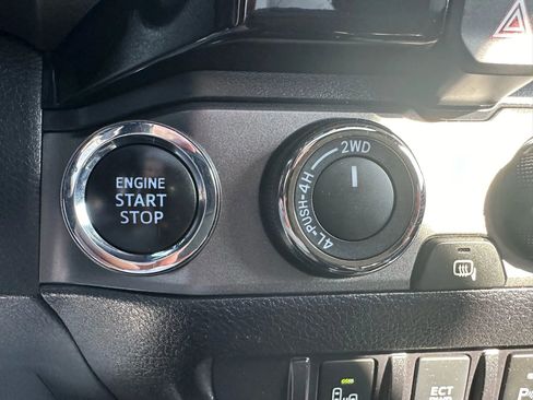 Used 2016 Toyota Tacoma TRD Sport w/ Premium & Technology Package image 28