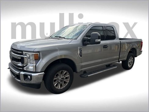 Certified 2020 Ford F250 XLT w/ XLT Value Package image 6