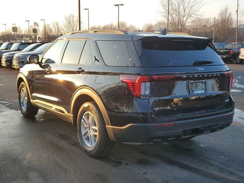 New 2026 Ford Explorer Active image 6