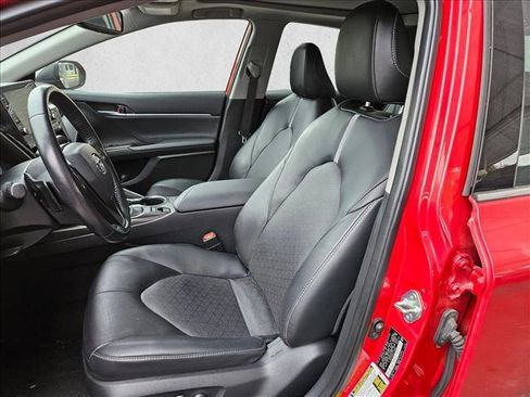 Used 2023 Toyota Camry XSE w/ Cold Weather Package image 19