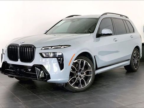 Certified 2023 BMW X7 xDrive40i w/ M Sport Package AWD/4WD image 1