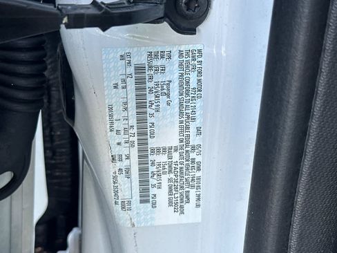 Used 2015 Ford Focus S image 31