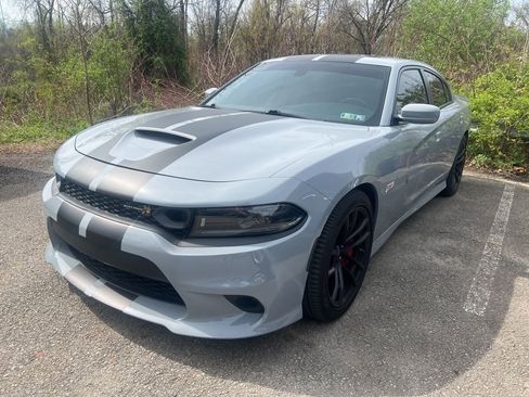 Used 2022 Dodge Charger Scat Pack w/ Dynamics Package image 4