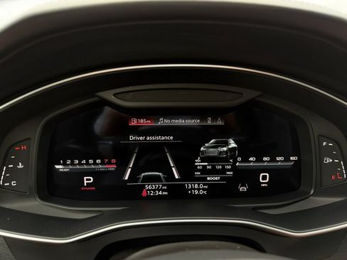 Used 2021 Audi S6 Premium Plus w/ S6 Executive Package AWD/4WD image 41