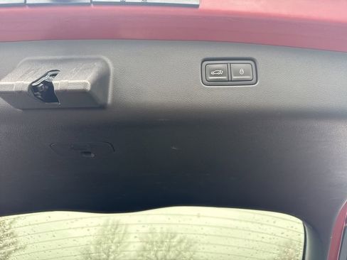 Used 2025 Genesis GV70 2.5T image 42