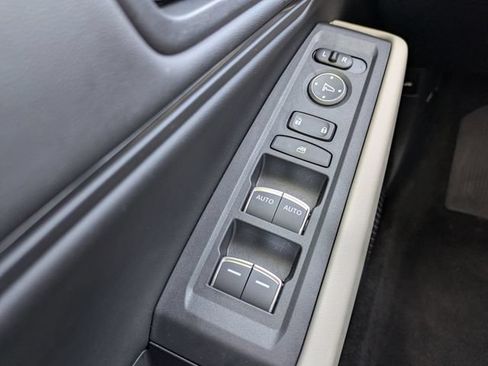 Used 2025 Honda Accord SE image 25