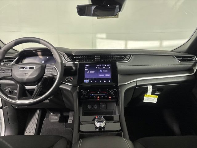 New 2026 Jeep Grand Cherokee Laredo X AWD/4WD image 30
