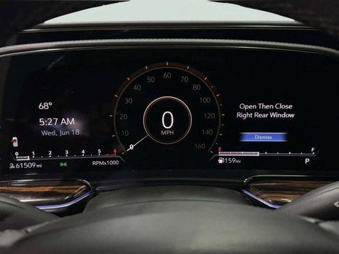 Used 2021 Cadillac Escalade Luxury image 34