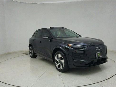 Used 2025 Audi Q6 e-tron Premium Plus w/ Premium Plus image 64