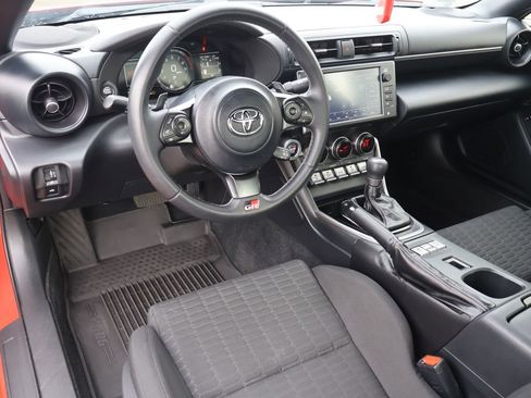 Used 2024 Toyota GR86 image 24