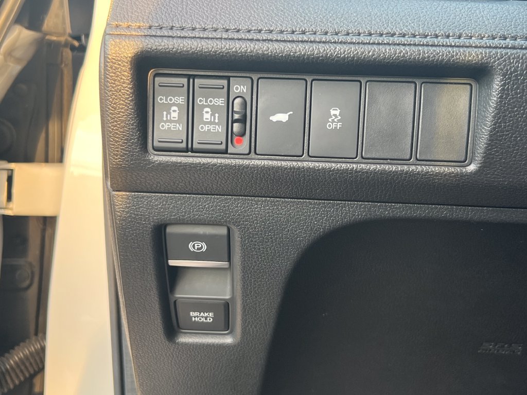 Used 2025 Honda Odyssey EX-L image 25