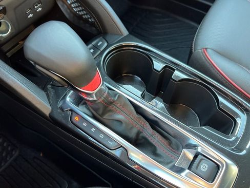 Used 2025 Chevrolet TrailBlazer RS w/ Convenience Package image 20