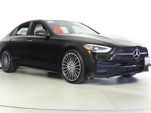Used 2024 Mercedes-Benz C 300 Sedan image 4
