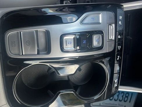 Used 2023 Hyundai Tucson Limited image 13