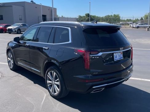 Used 2020 Cadillac XT6 Premium Luxury AWD/4WD image 3
