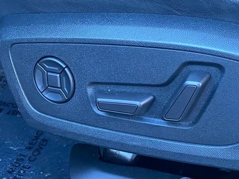 Used 2023 Audi Q4 e-tron Premium Plus w/ Premium Plus image 13
