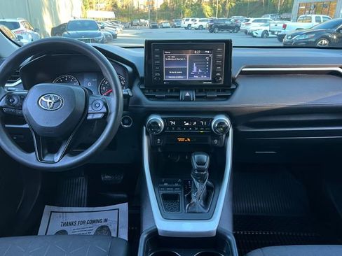 Used 2020 Toyota RAV4 XLE image 16
