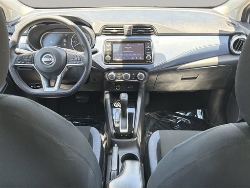 Used 2024 Nissan Versa SV FWD image 10