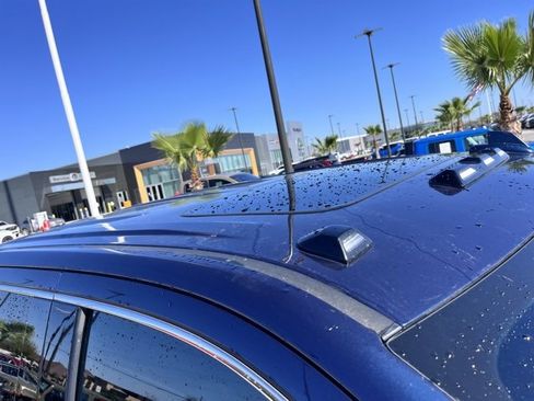 Used 2023 GMC Sierra 2500 Denali w/ Denali Ultimate Package image 8