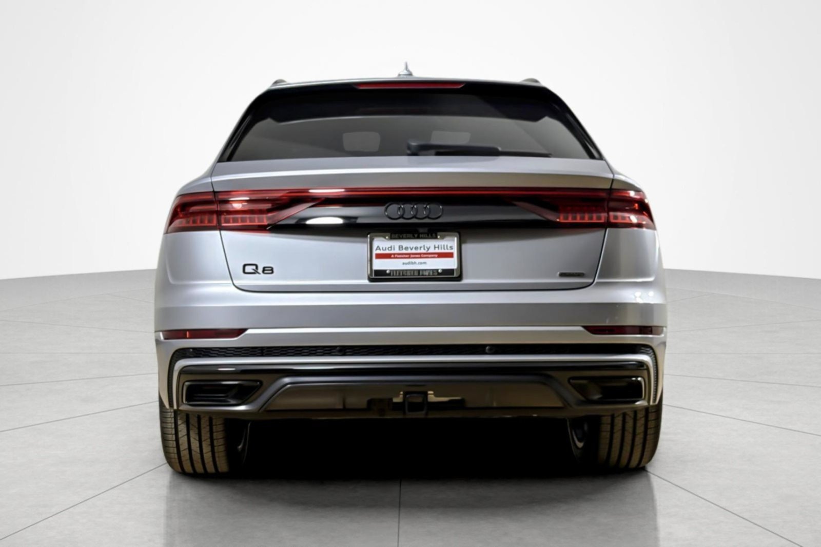 Used 2022 Audi Q8 Premium Plus AWD/4WD image 4