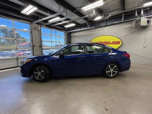 Used 2015 Subaru Legacy 2.5i Limited AWD/4WD image 2