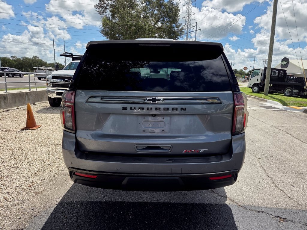 Used 2021 Chevrolet Suburban RST RWD image 11