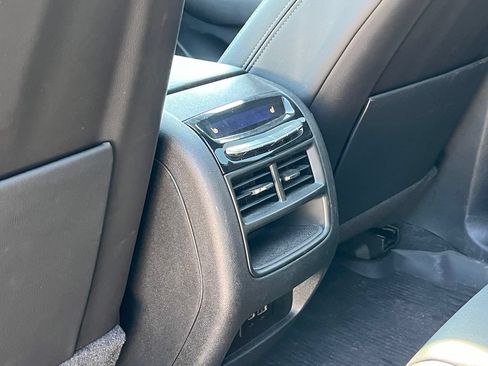 Used 2023 Cadillac XT5 Sportv w/ Technology Package AWD/4WD image 25