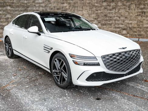 New 2026 Genesis G80 2.5T Advanced image 2
