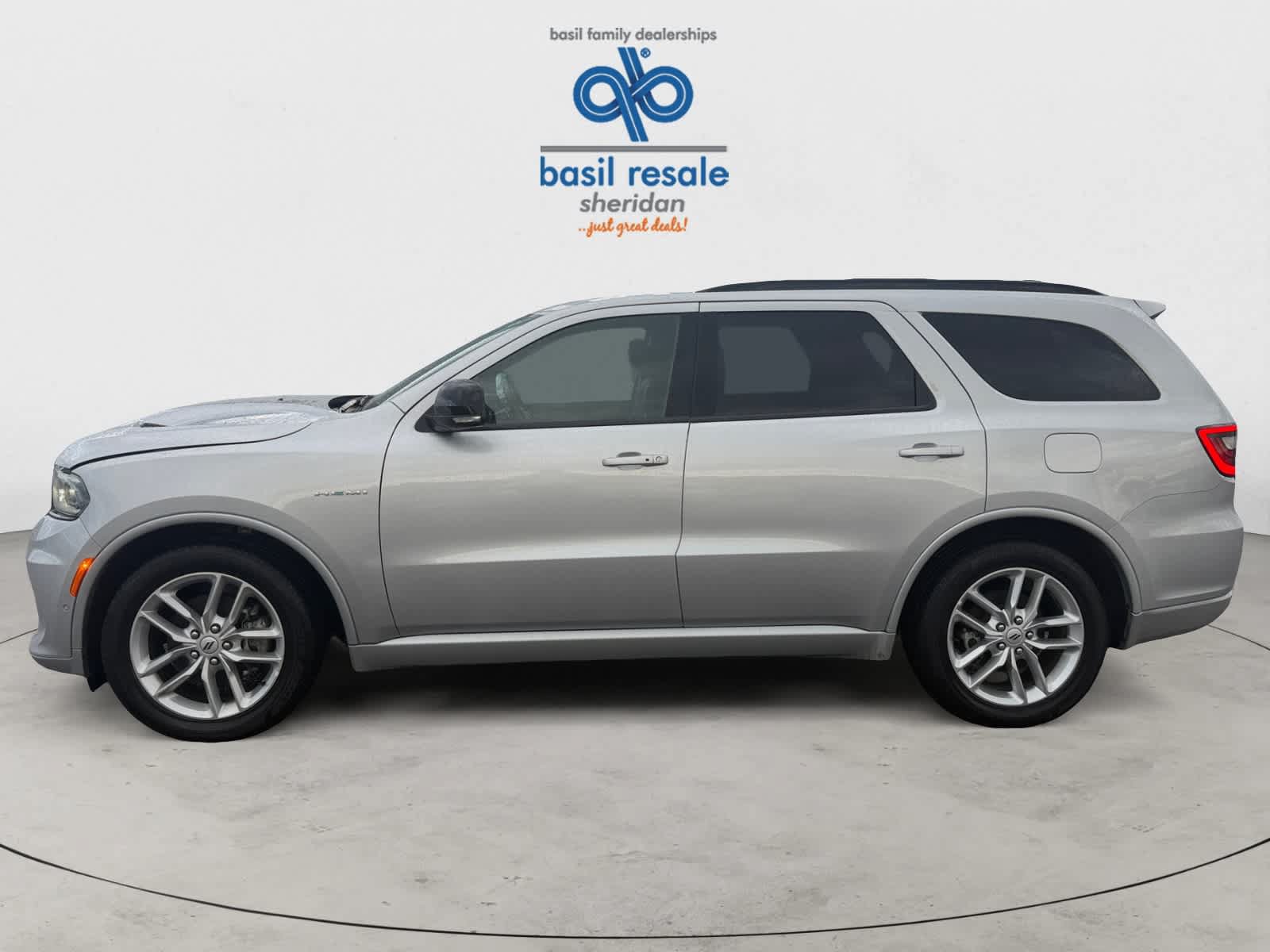 Used 2025 Dodge Durango R/T AWD/4WD image 3