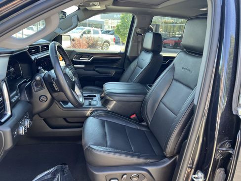 Used 2024 GMC Sierra 1500 Denali AWD/4WD image 28