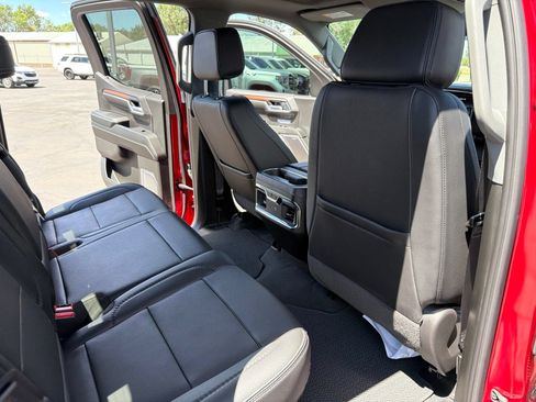 Used 2024 GMC Sierra 1500 Denali AWD/4WD image 35