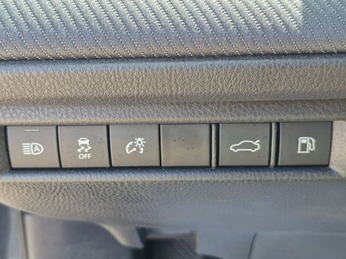 Used 2025 Toyota Camry SE w/ Multimedia Upgrade Package FWD image 12