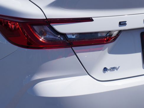 New 2026 Toyota Camry SE image 9