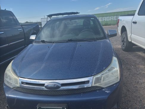 Used 2008 Ford Focus SE FWD image 1
