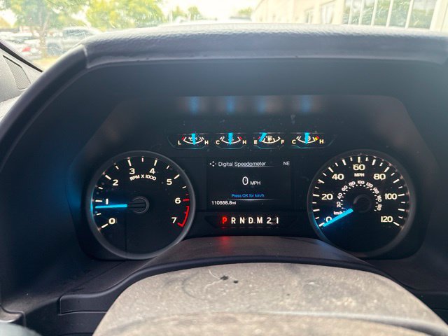 Used 2017 Ford F150 XLT w/ Equipment Group 302A Luxury AWD/4WD image 6