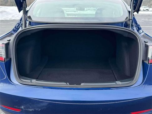 Used 2023 Tesla Model 3 Standard Range image 10
