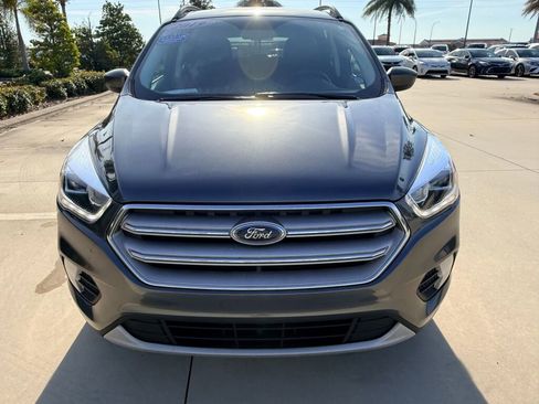 Used 2019 Ford Escape SEL image 16
