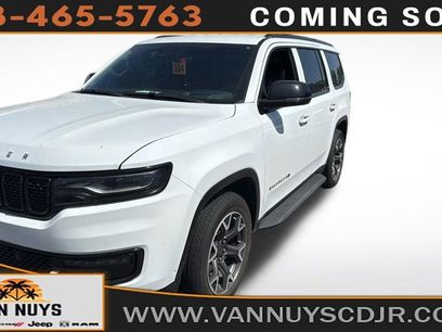 Used 2023 Jeep Wagoneer Series III w/ Preferred Equipment Group
