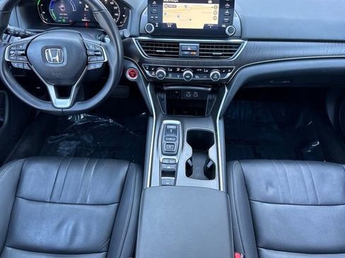 Used 2022 Honda Accord Touring image 15
