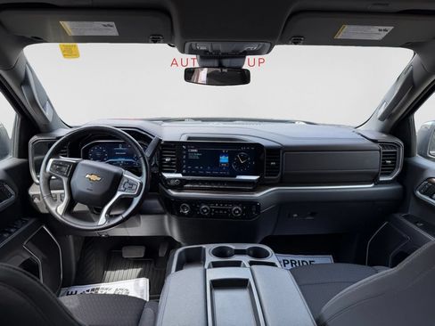 Used 2022 Chevrolet Silverado 1500 LT AWD/4WD image 16