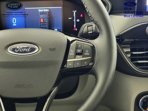 Certified 2023 Ford Escape Active AWD/4WD image 29